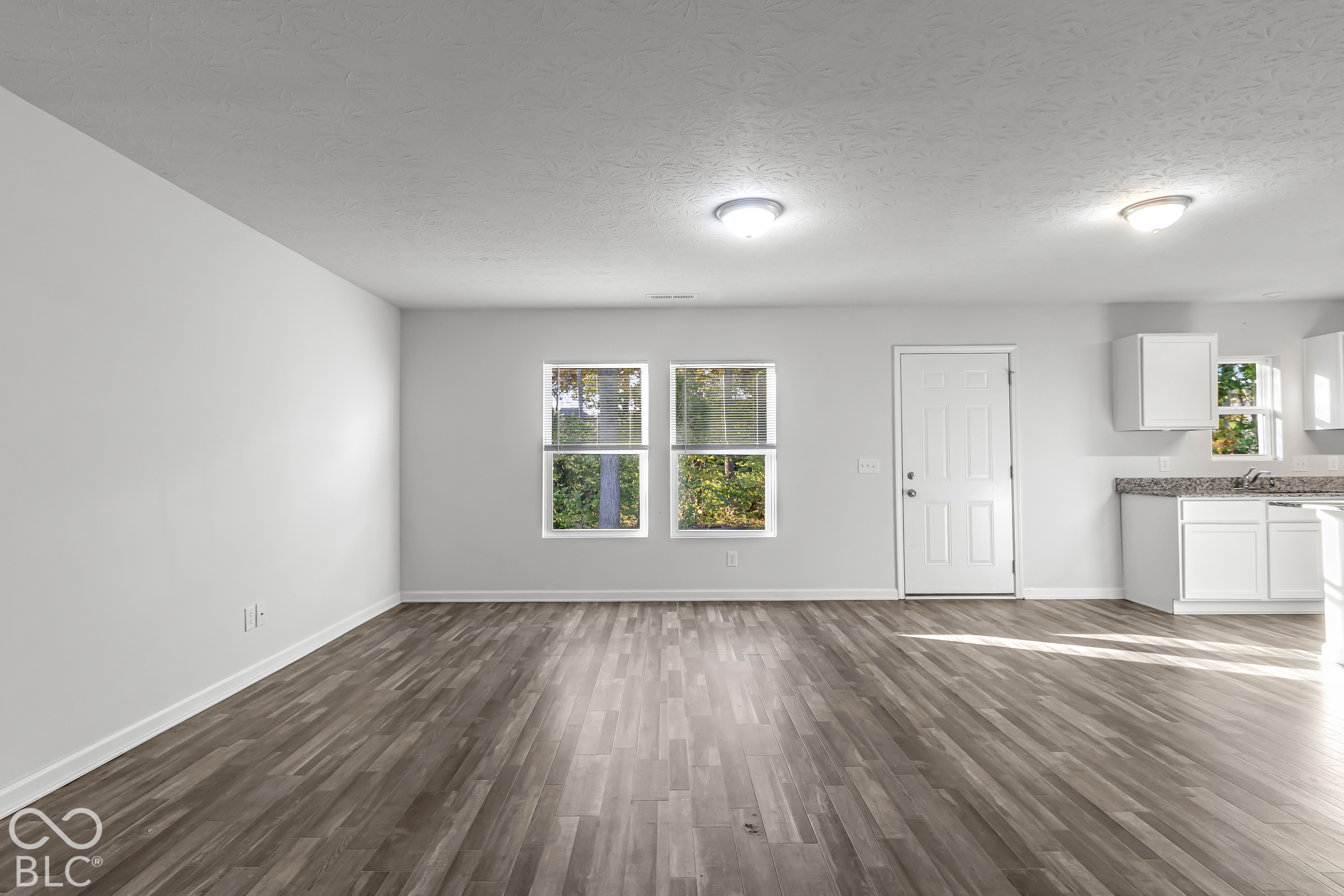 2632 S Crane Pond
