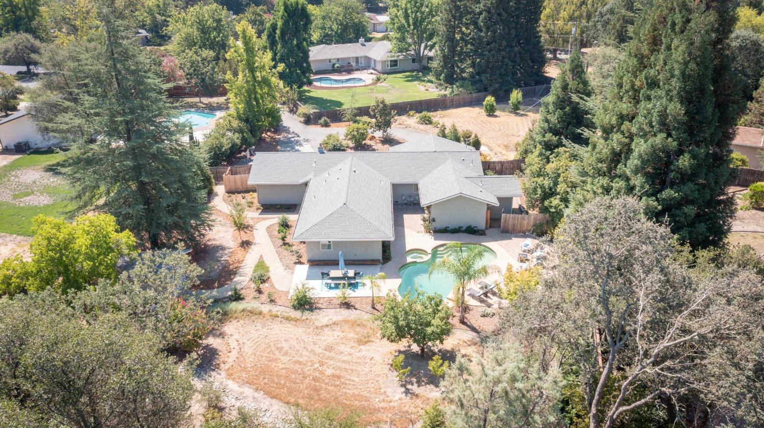 8266 Royall Oaks Drive