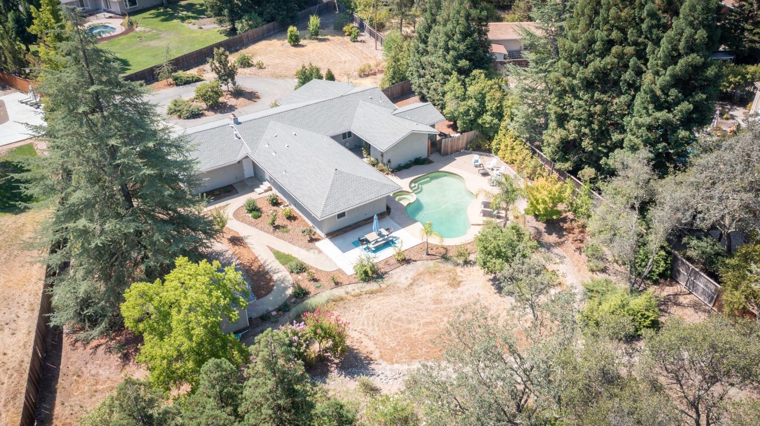 8266 Royall Oaks Drive