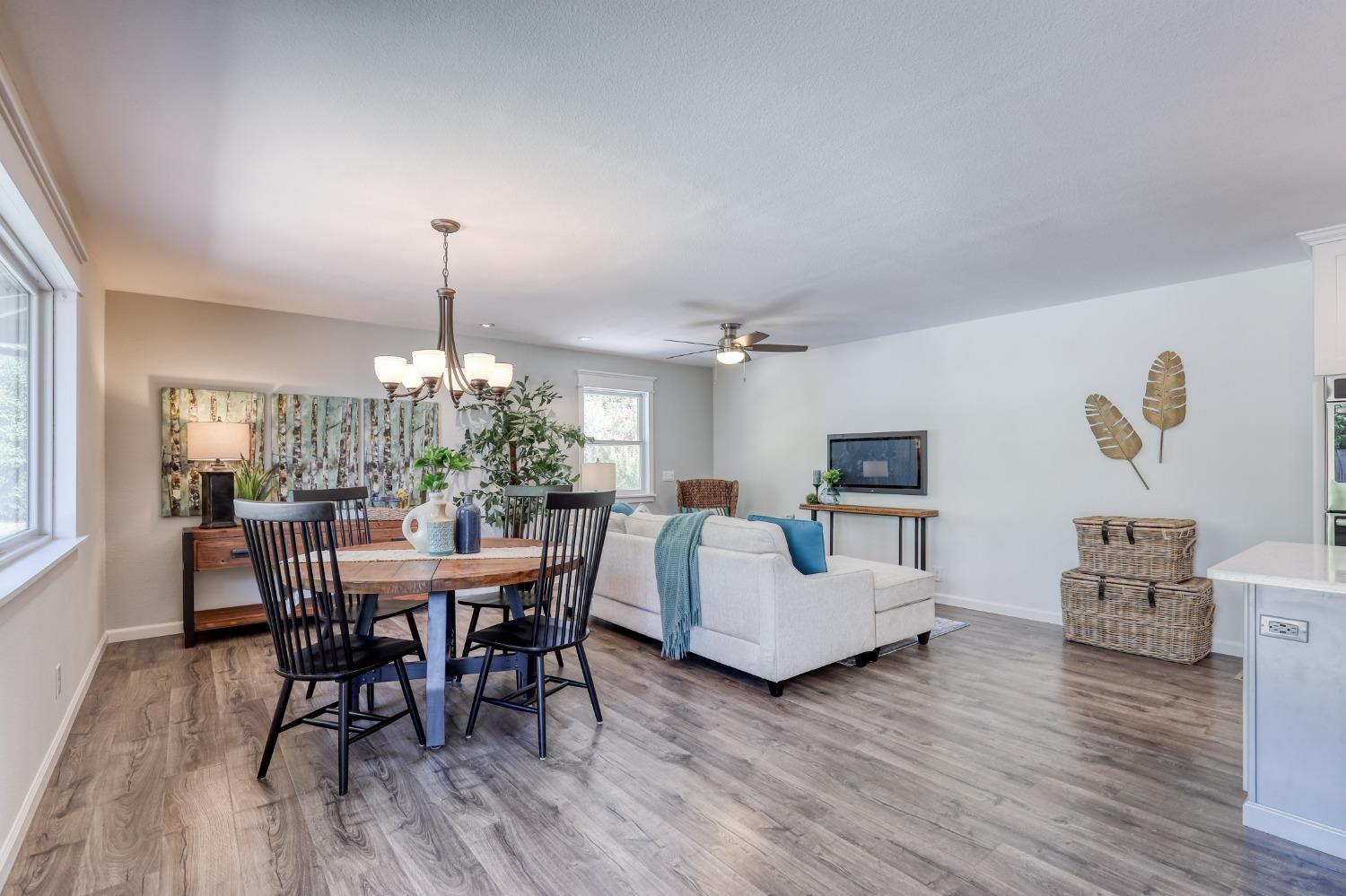 8266 Royall Oaks Drive