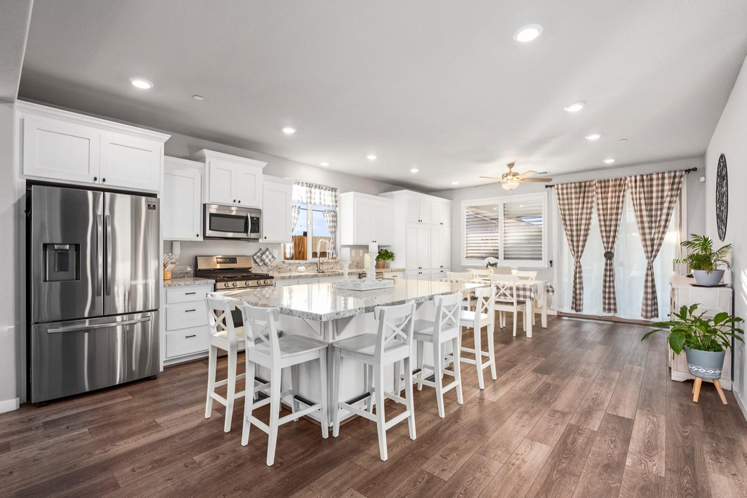 909 Marine Blue Court