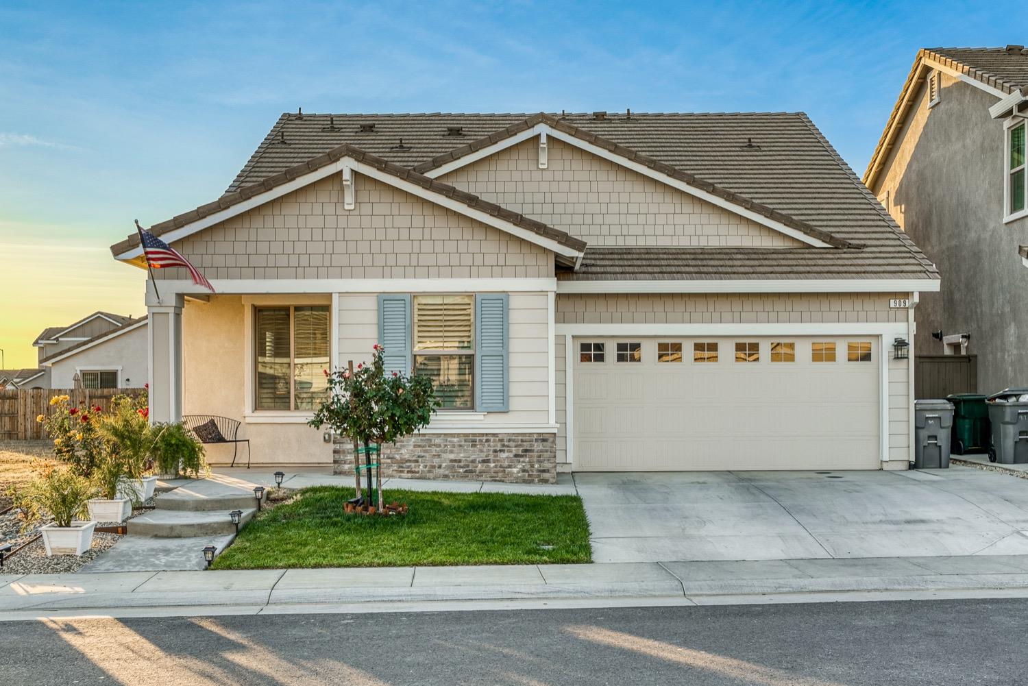 909 Marine Blue Court