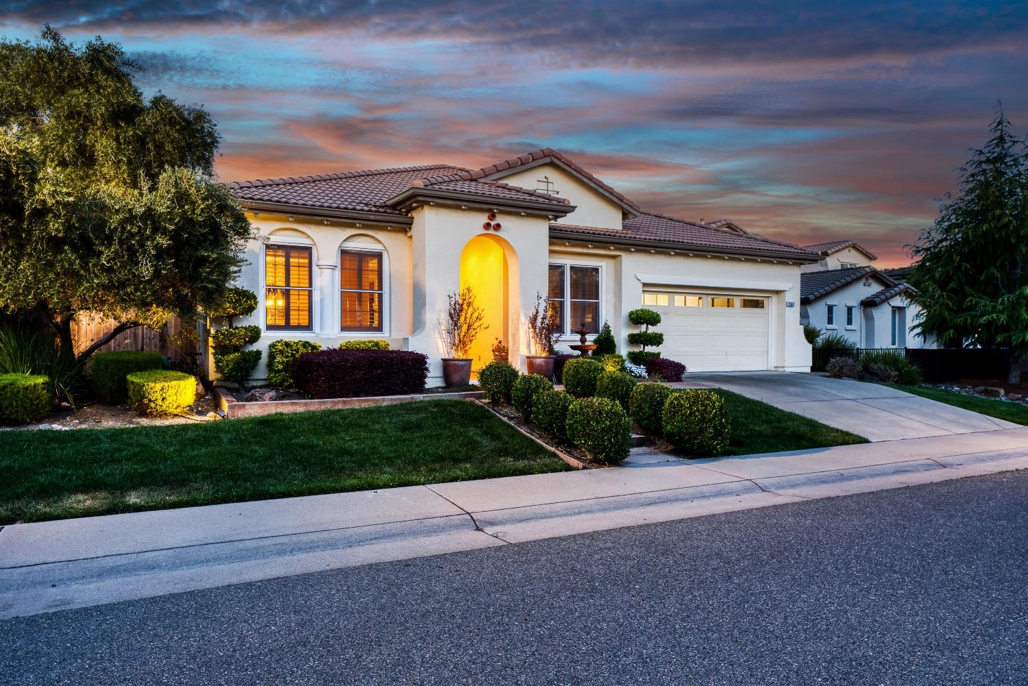 2557 Century Oak Drive