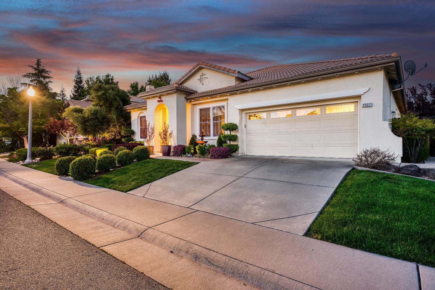 2557 Century Oak Drive