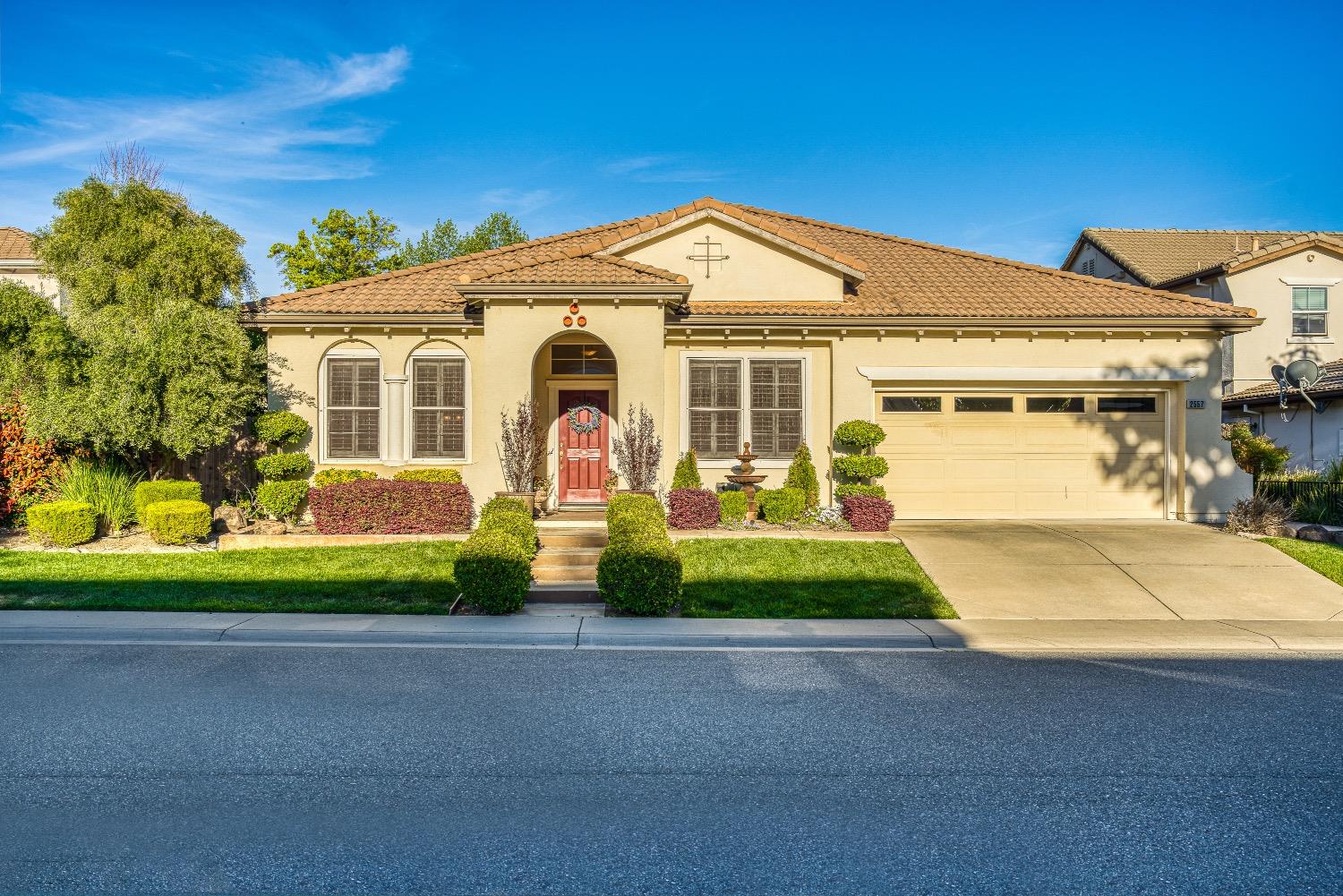 2557 Century Oak Drive