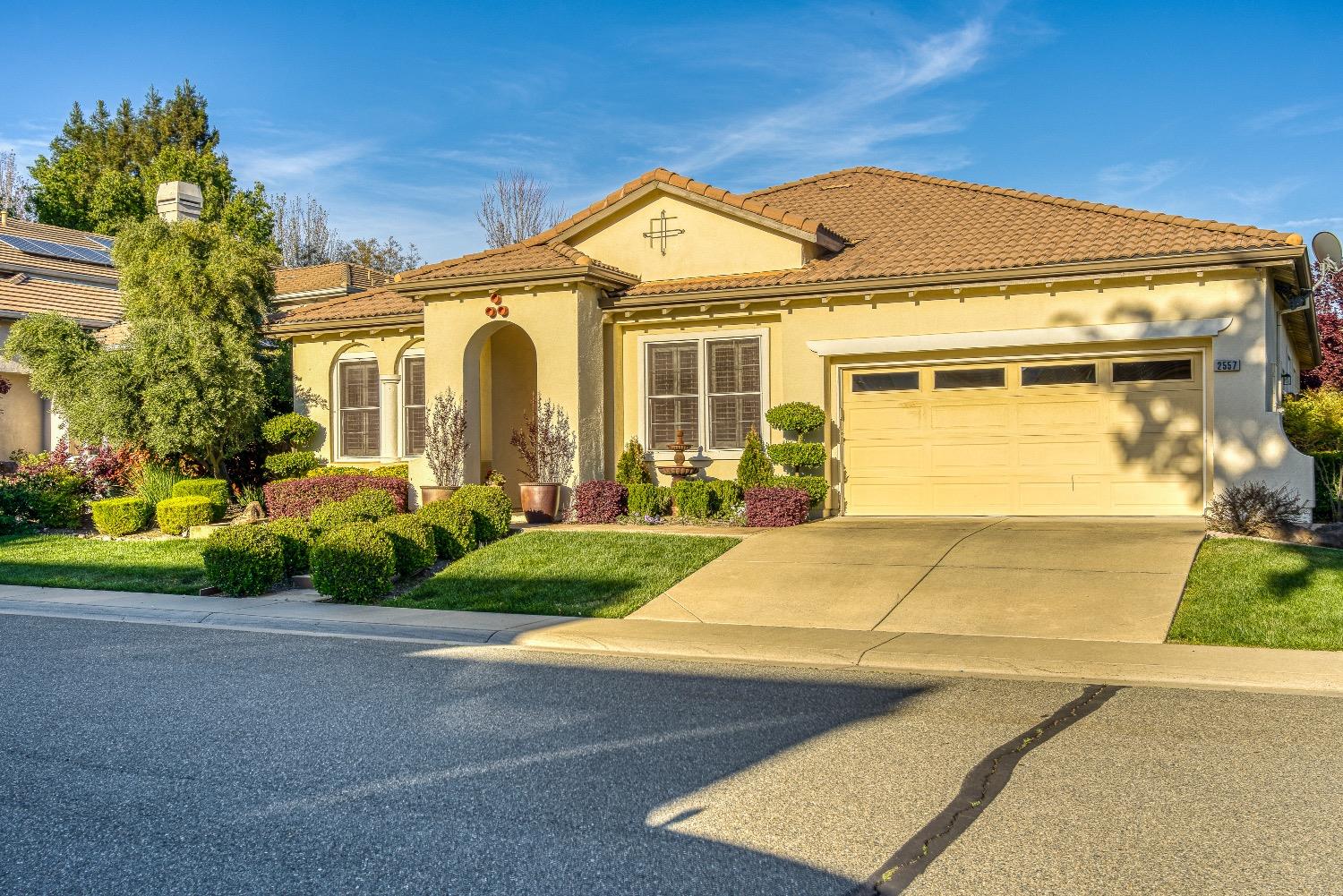 2557 Century Oak Drive