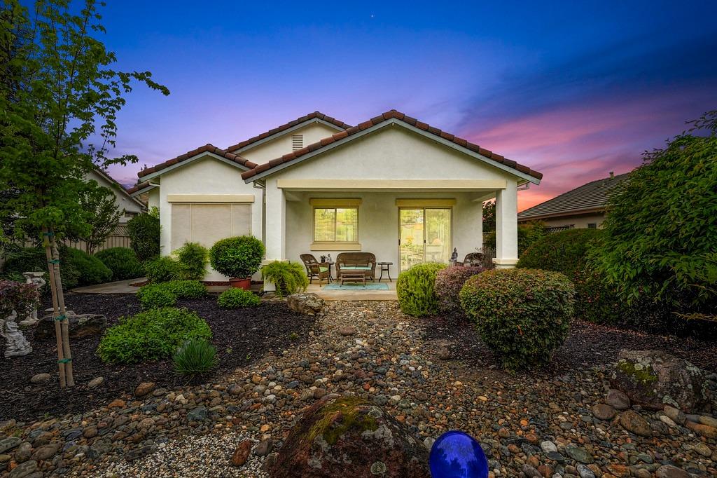 845 Dogwood Loop