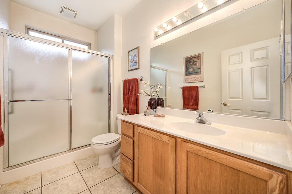 845 Dogwood Loop