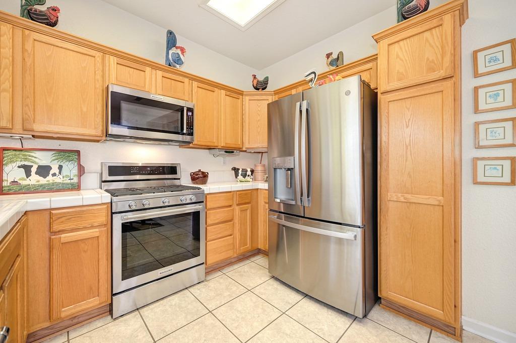 845 Dogwood Loop