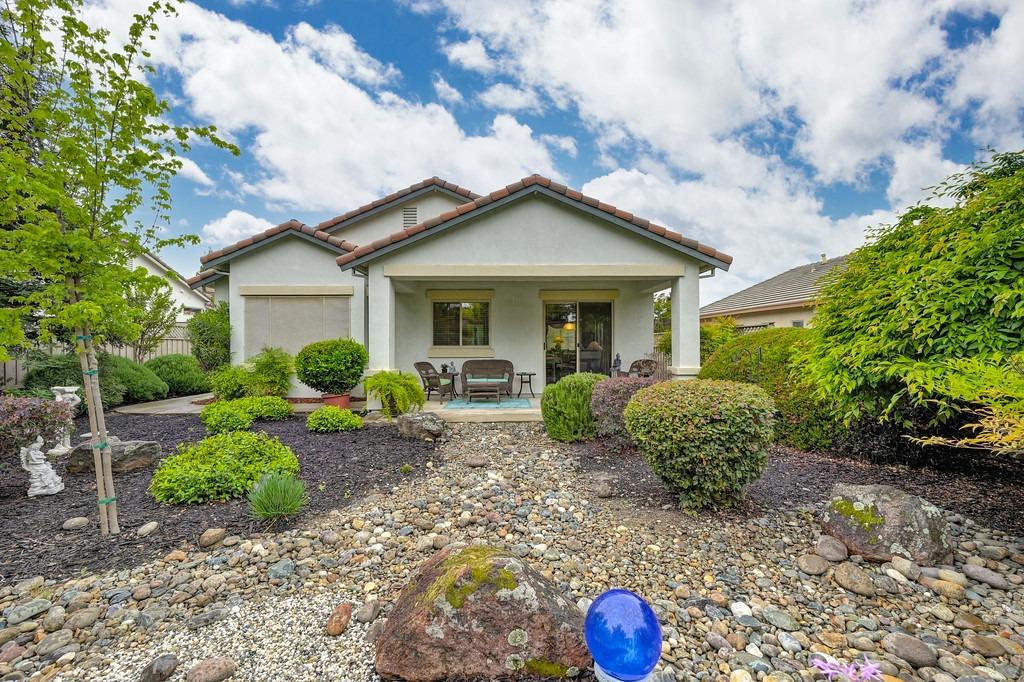 845 Dogwood Loop