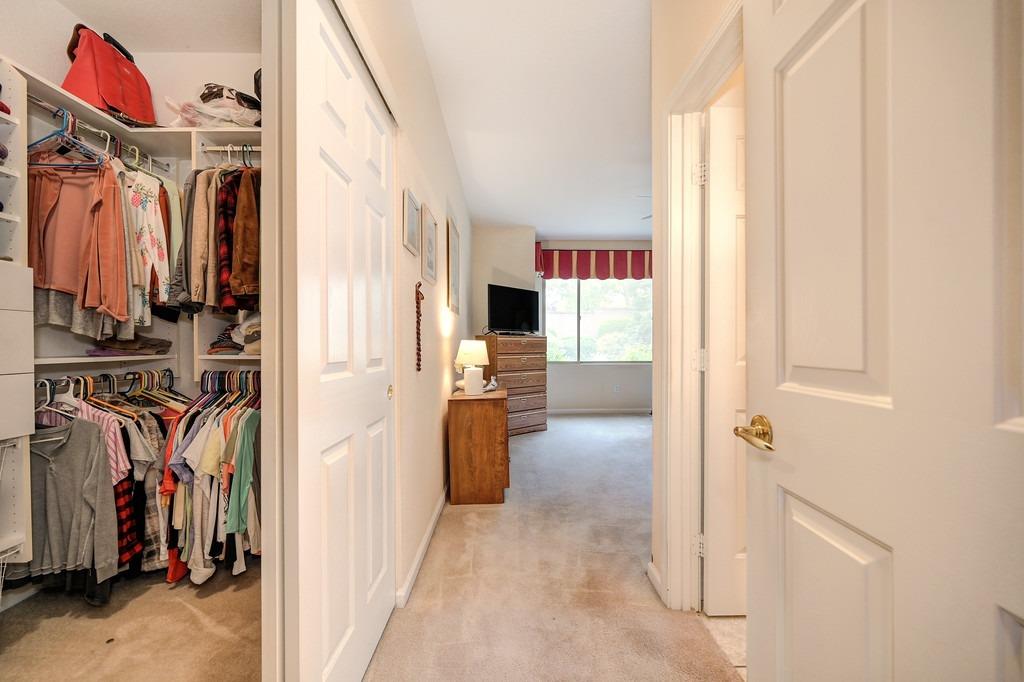 845 Dogwood Loop