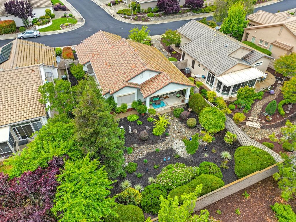 845 Dogwood Loop