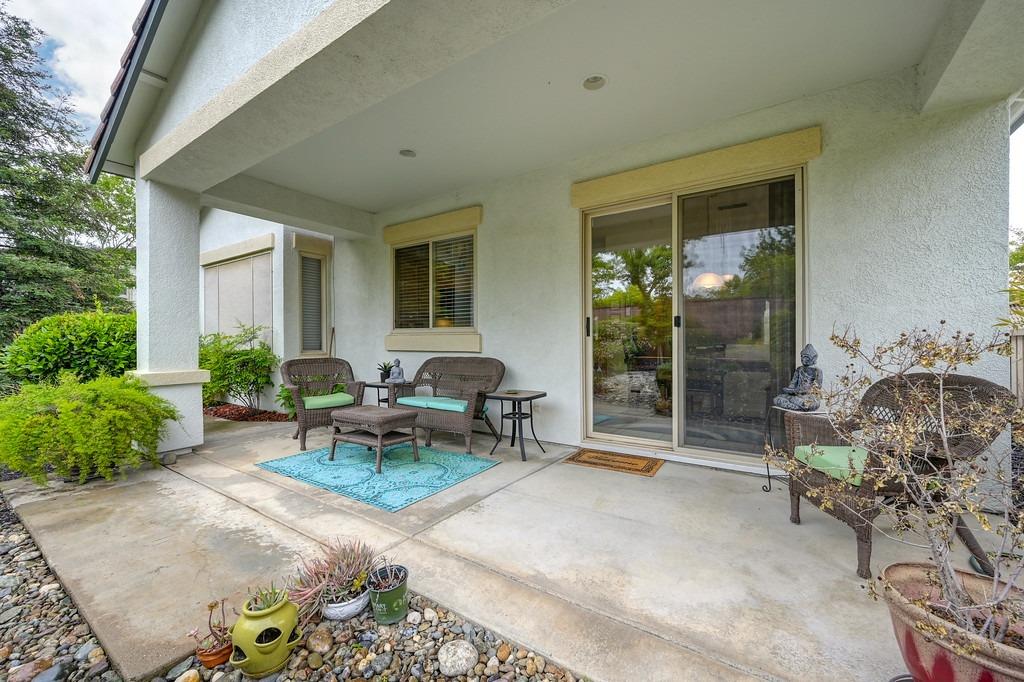845 Dogwood Loop