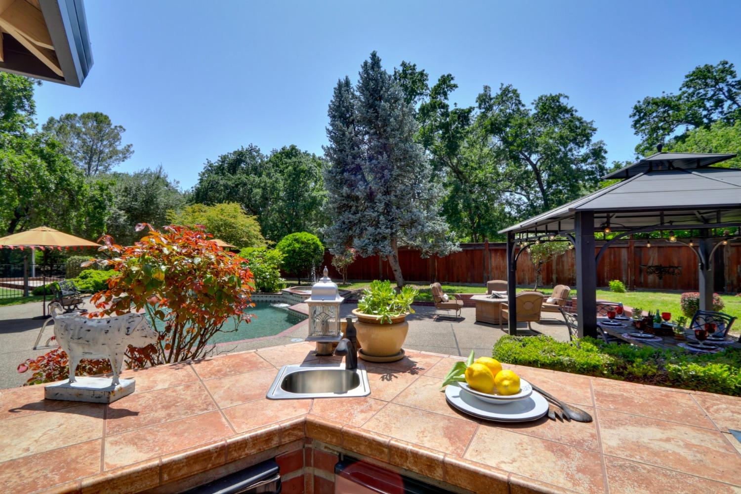 6810 Bell Drive
