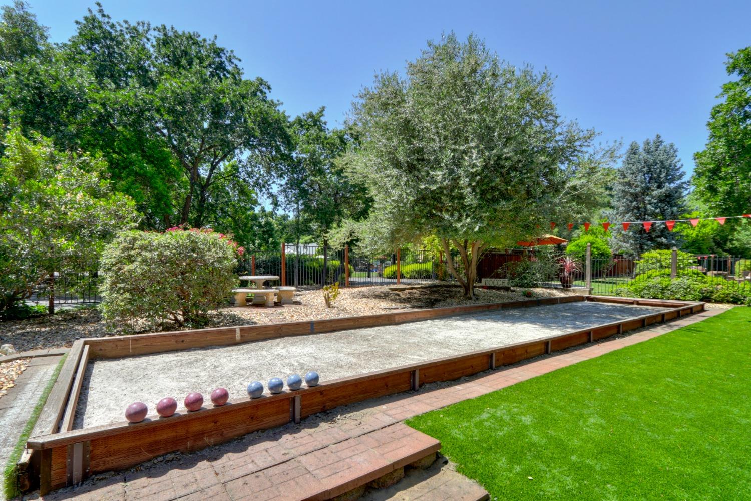 6810 Bell Drive