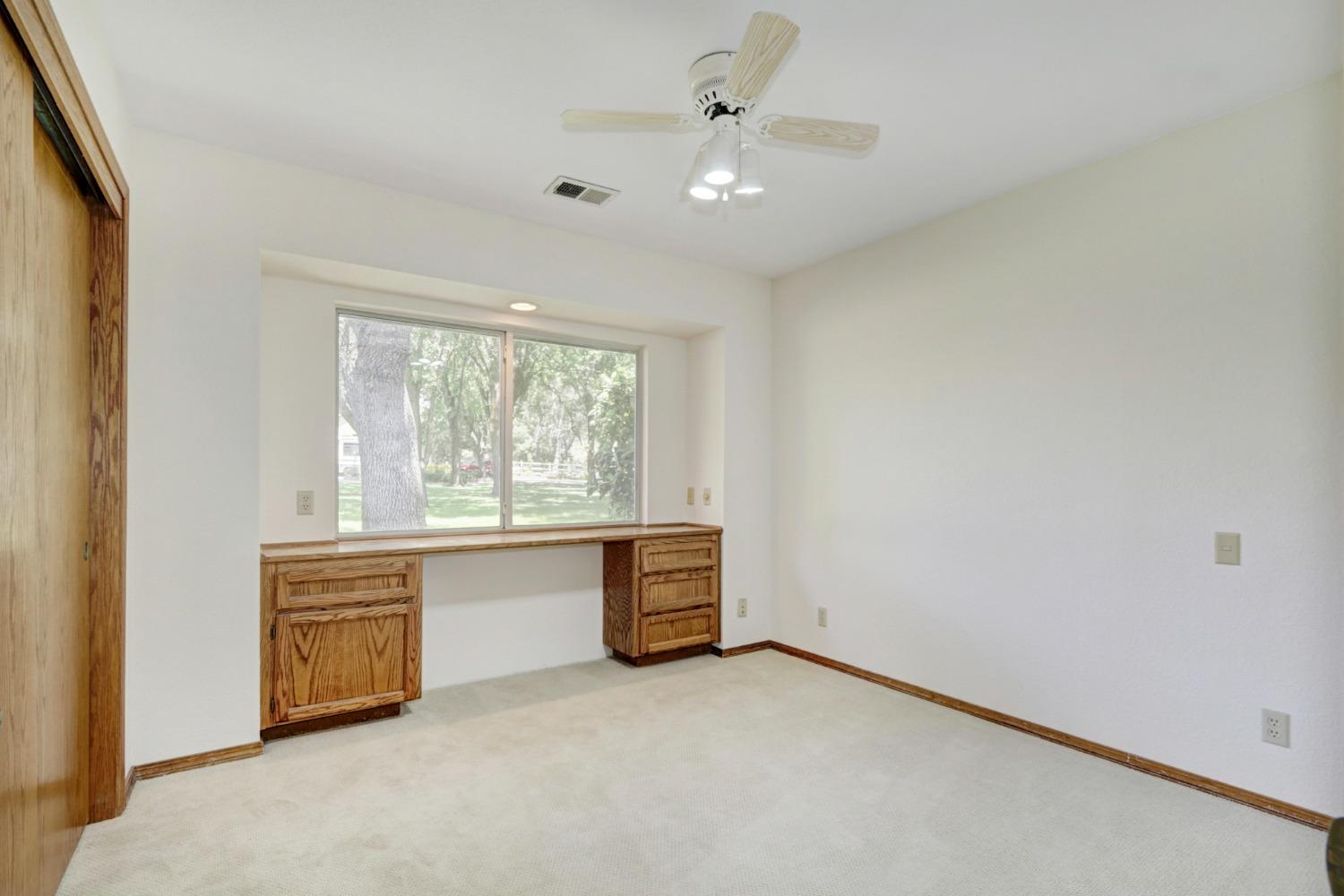 6810 Bell Drive