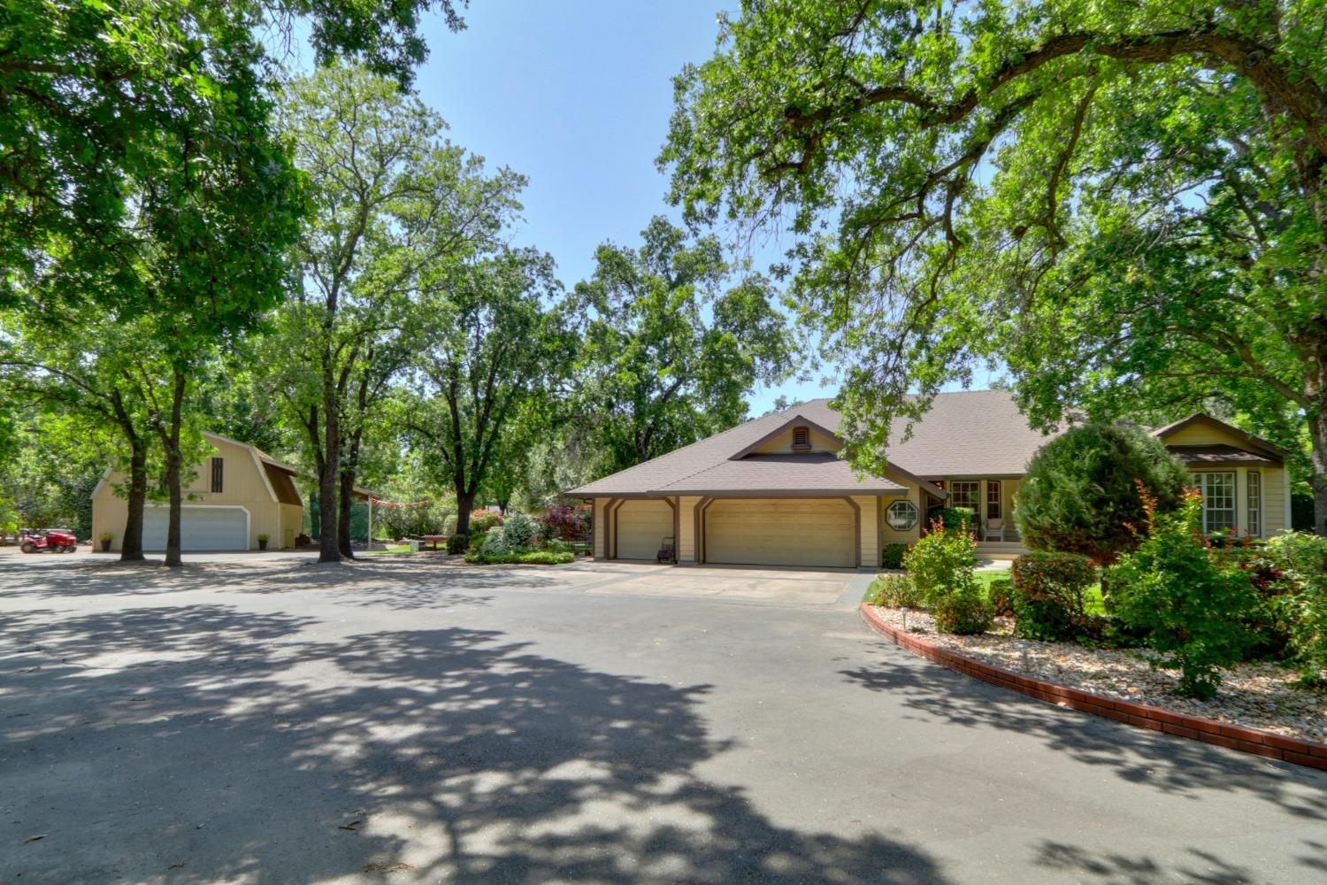 6810 Bell Drive