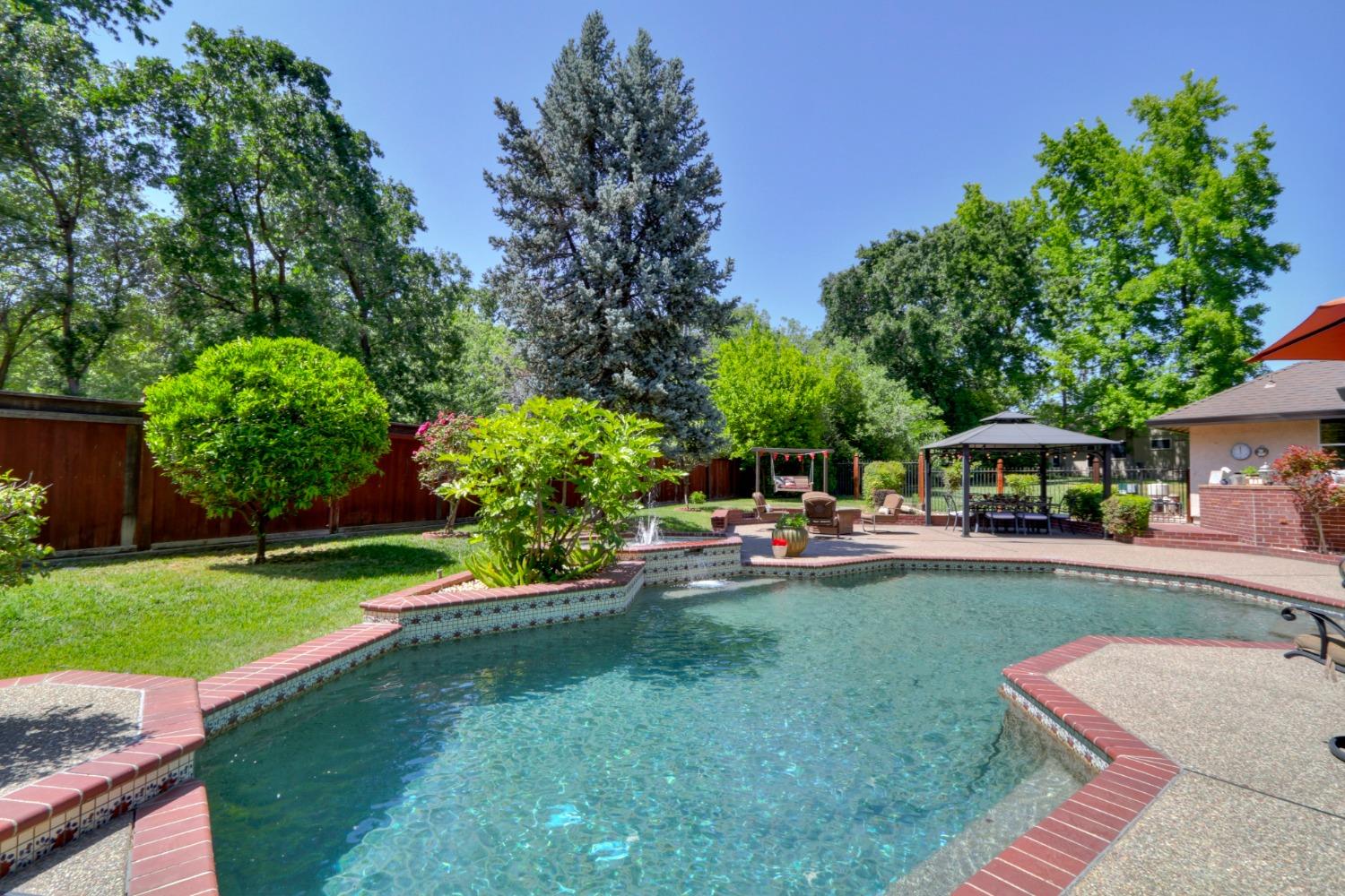 6810 Bell Drive