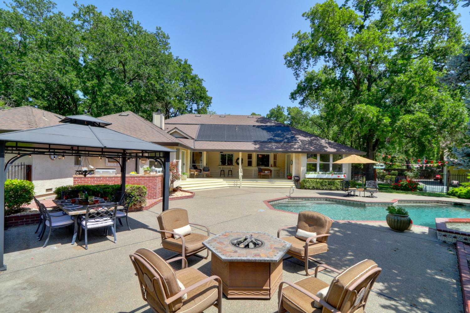 6810 Bell Drive