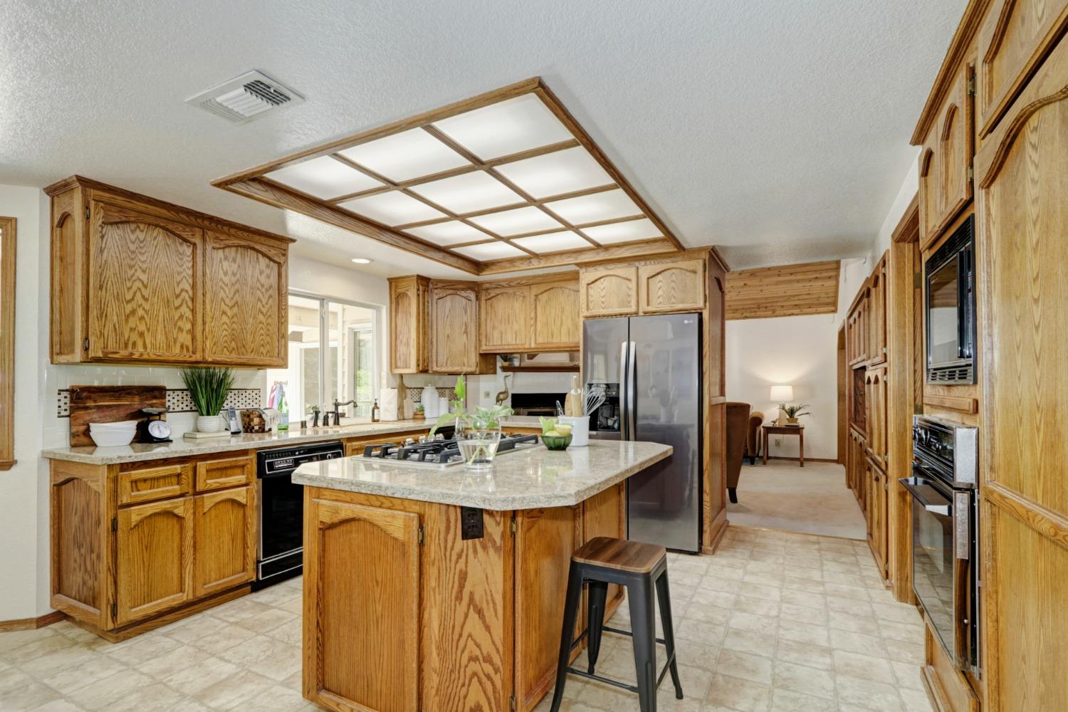 6810 Bell Drive