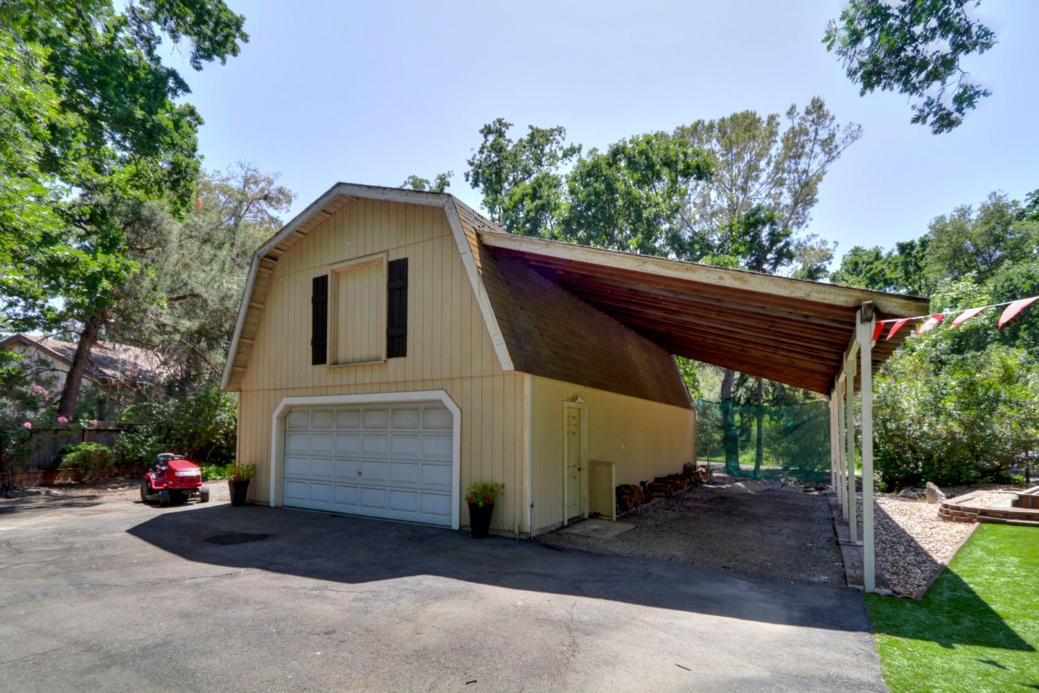 6810 Bell Drive