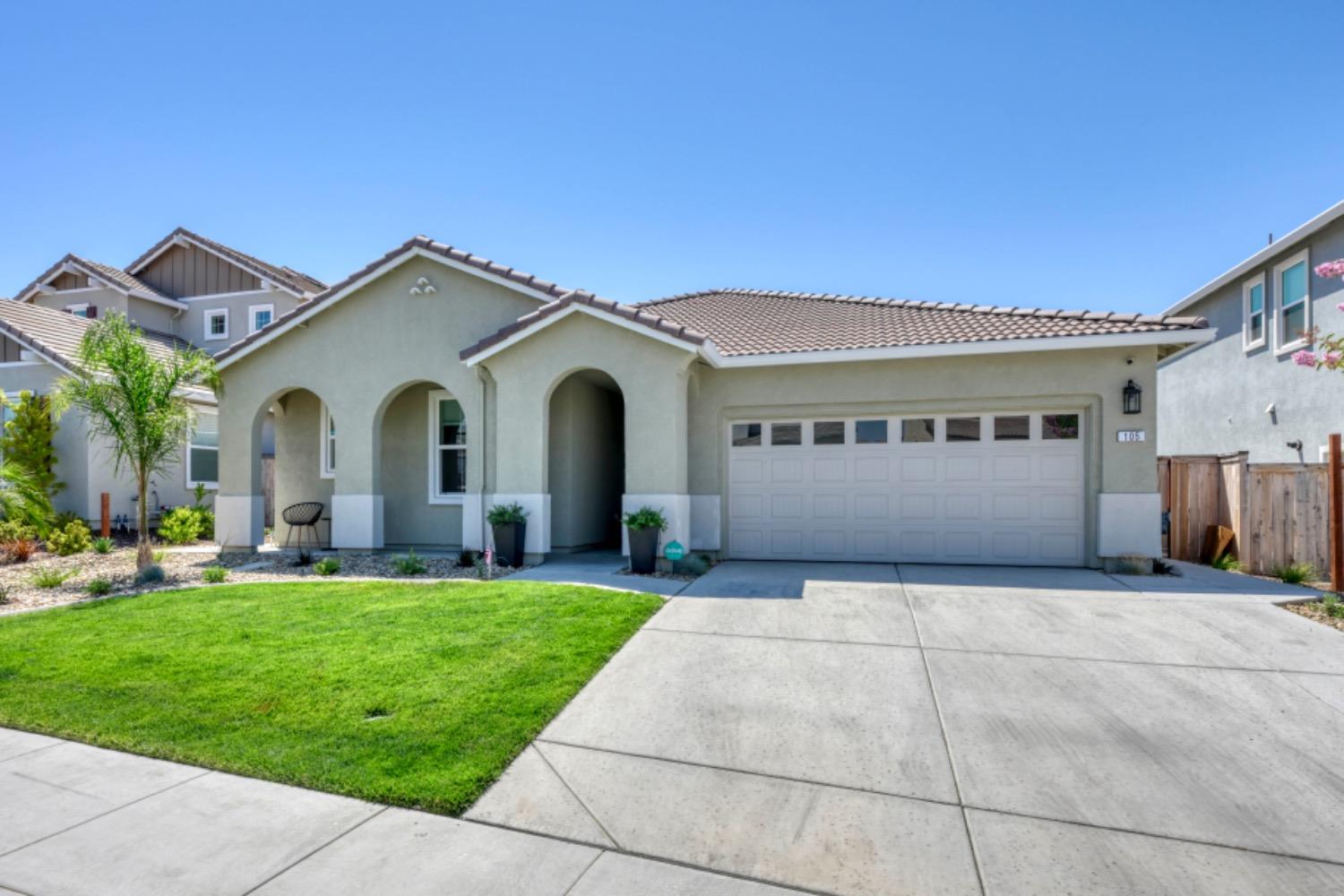105 Ridgecrest Court