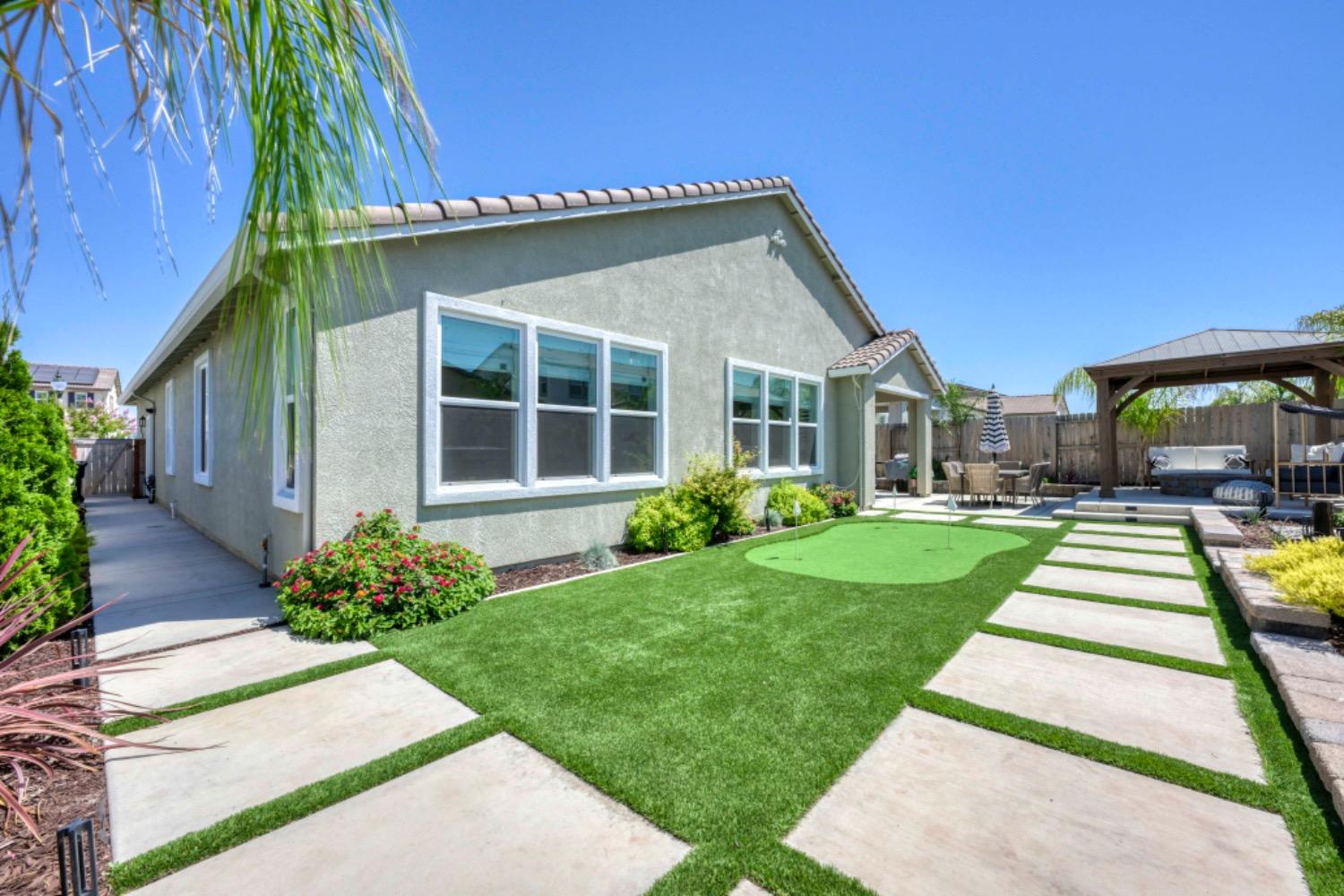 105 Ridgecrest Court
