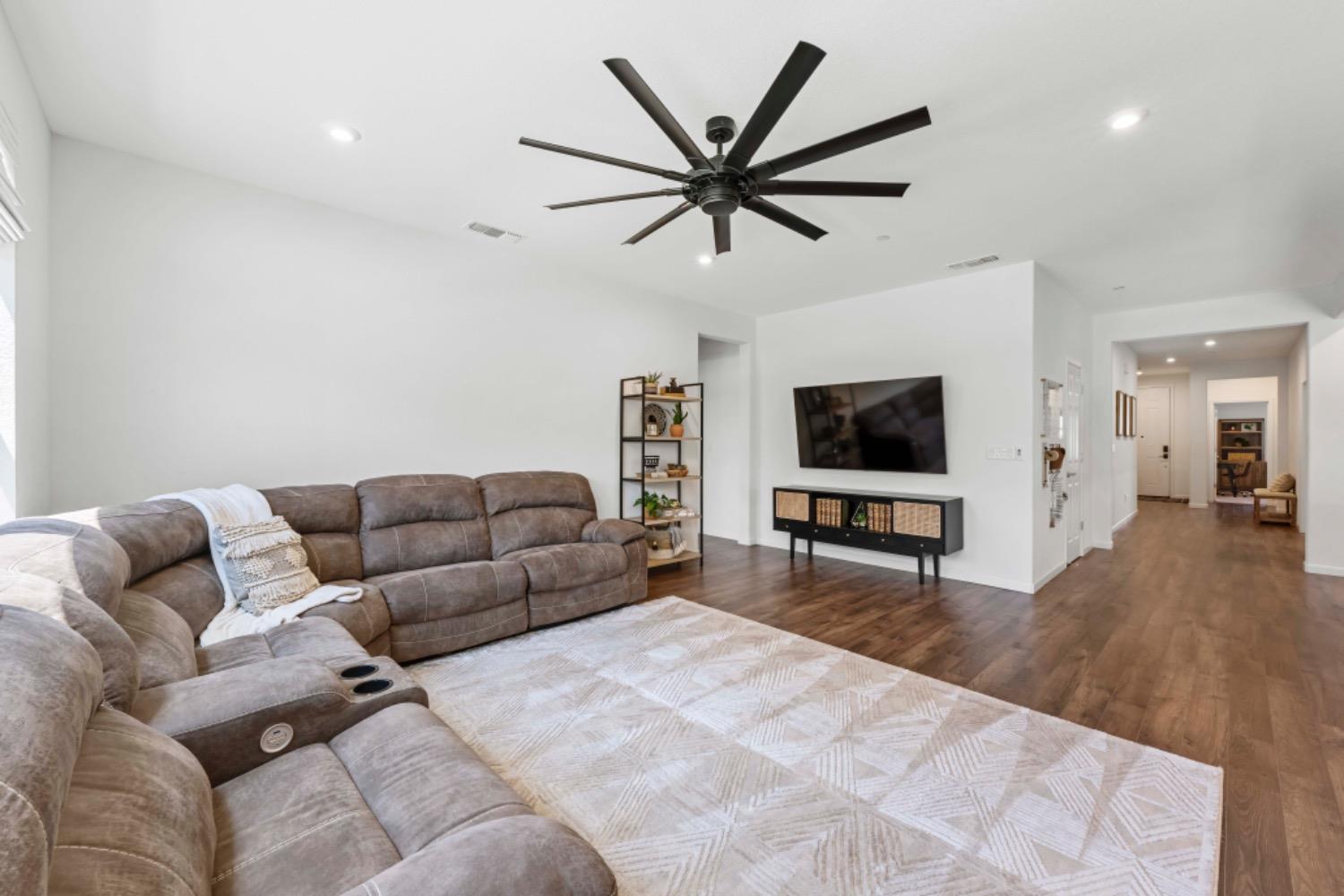 105 Ridgecrest Court