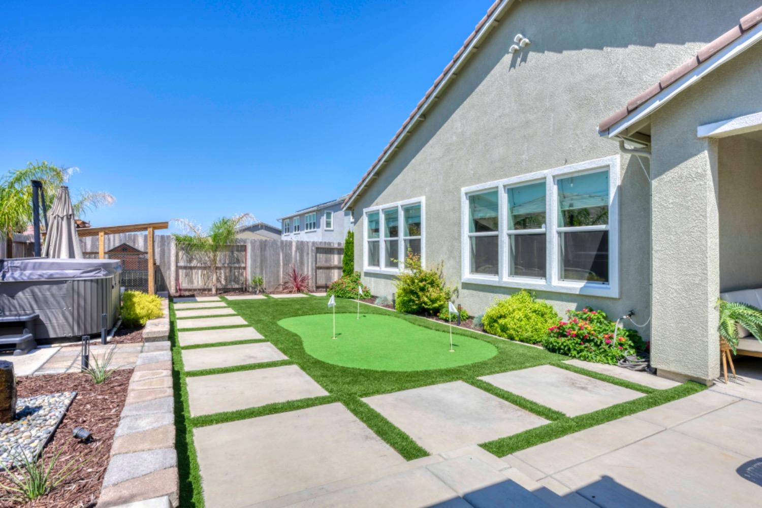 105 Ridgecrest Court