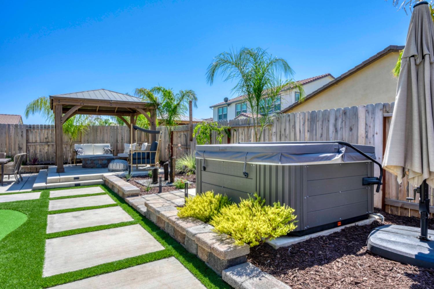 105 Ridgecrest Court