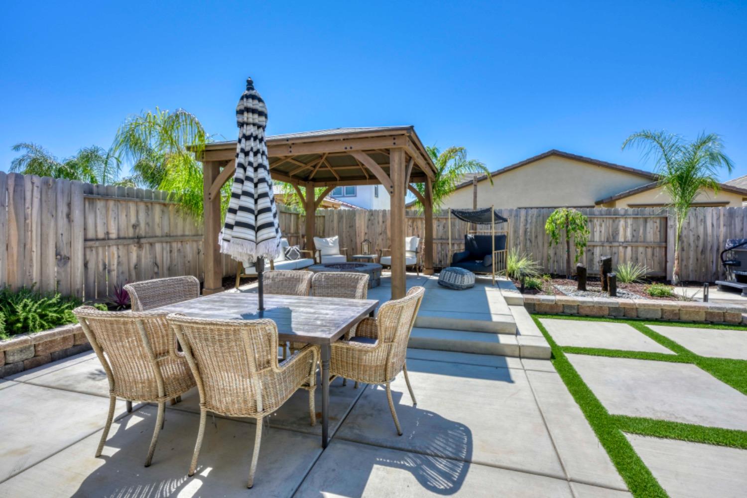105 Ridgecrest Court
