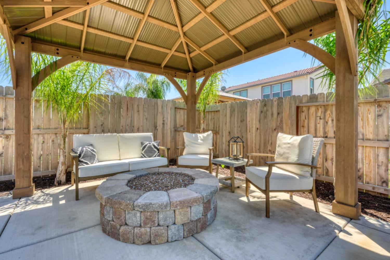 105 Ridgecrest Court