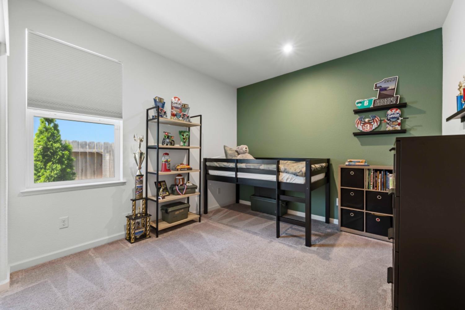 105 Ridgecrest Court