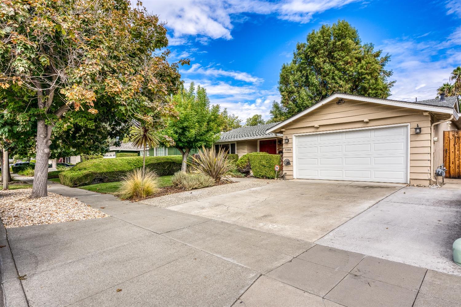 4344 Beechmont Avenue