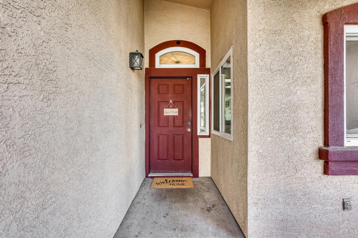 1597 Arncliffe Way