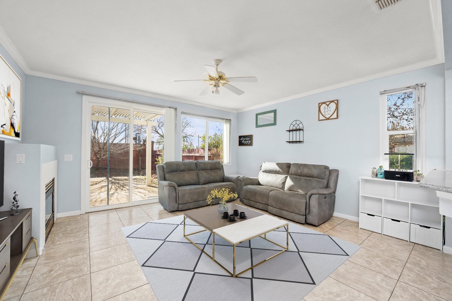 1597 Arncliffe Way