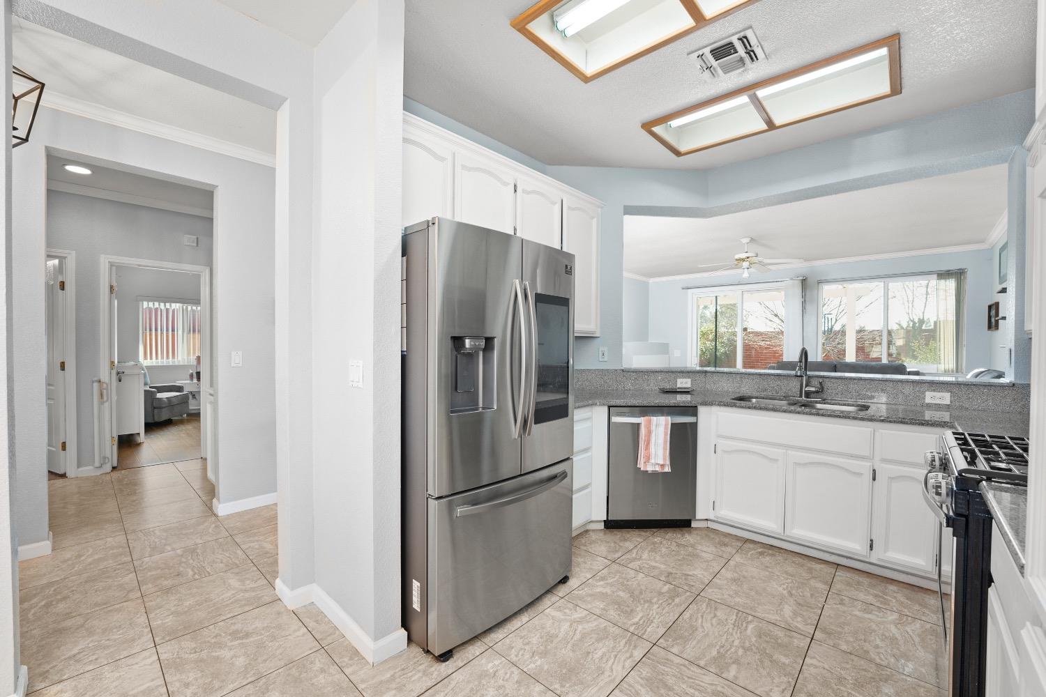 1597 Arncliffe Way