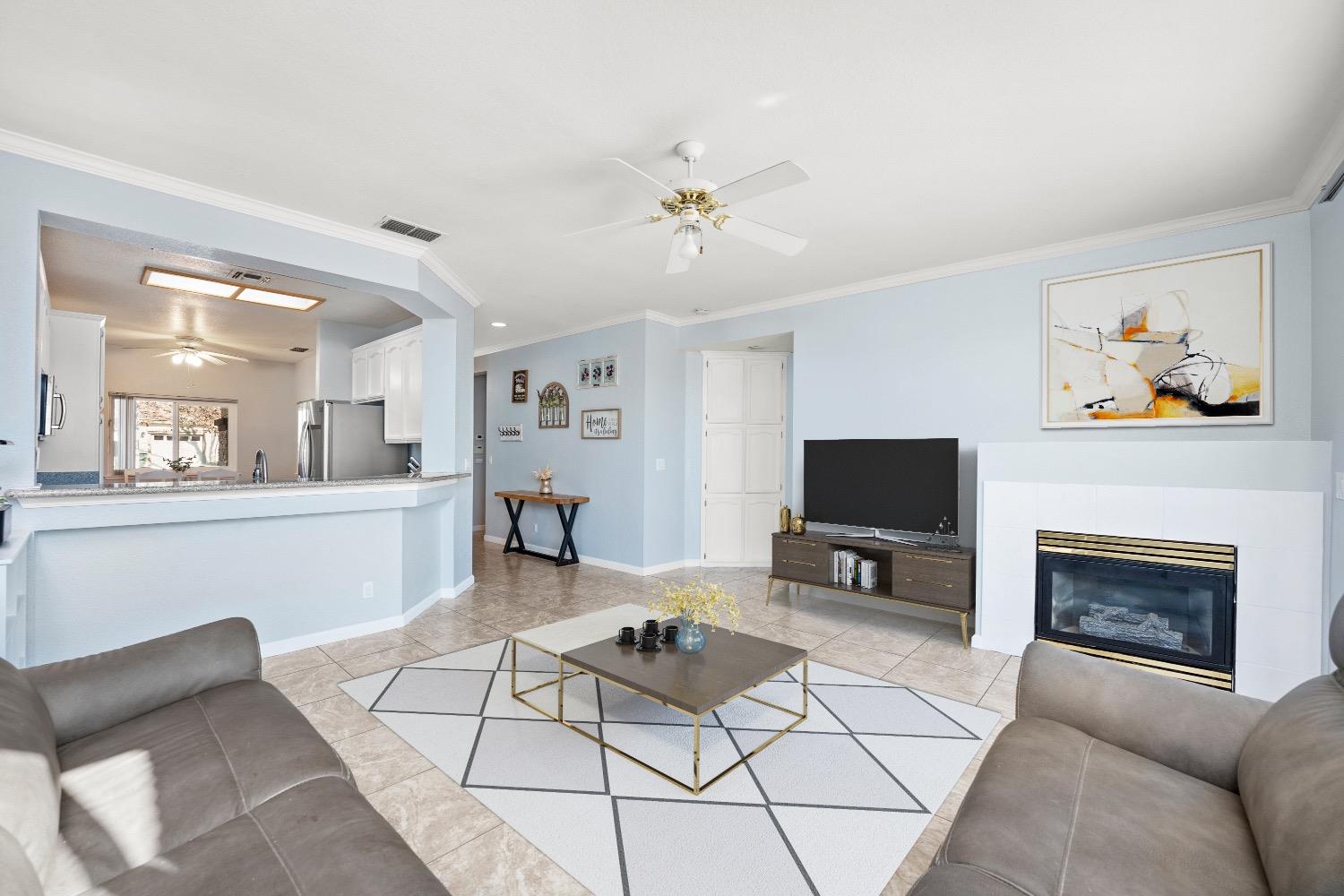 1597 Arncliffe Way