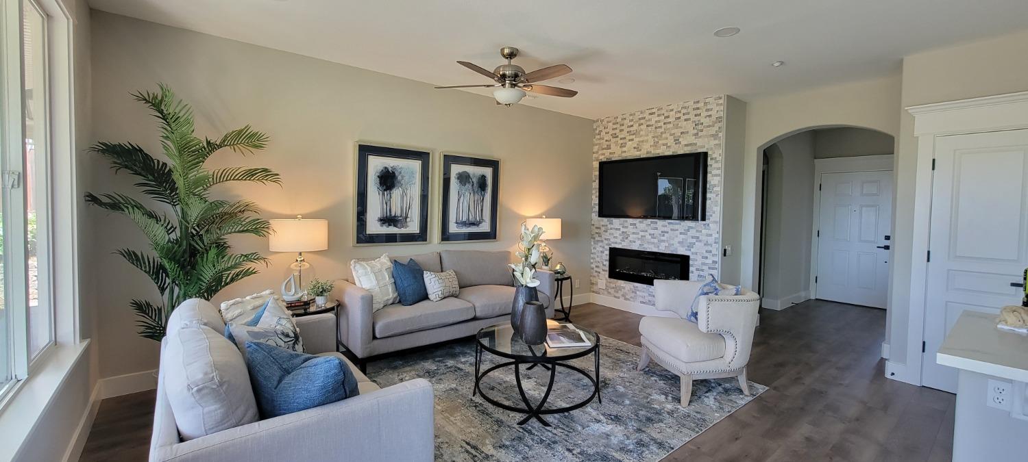 2809 Black Oak Drive