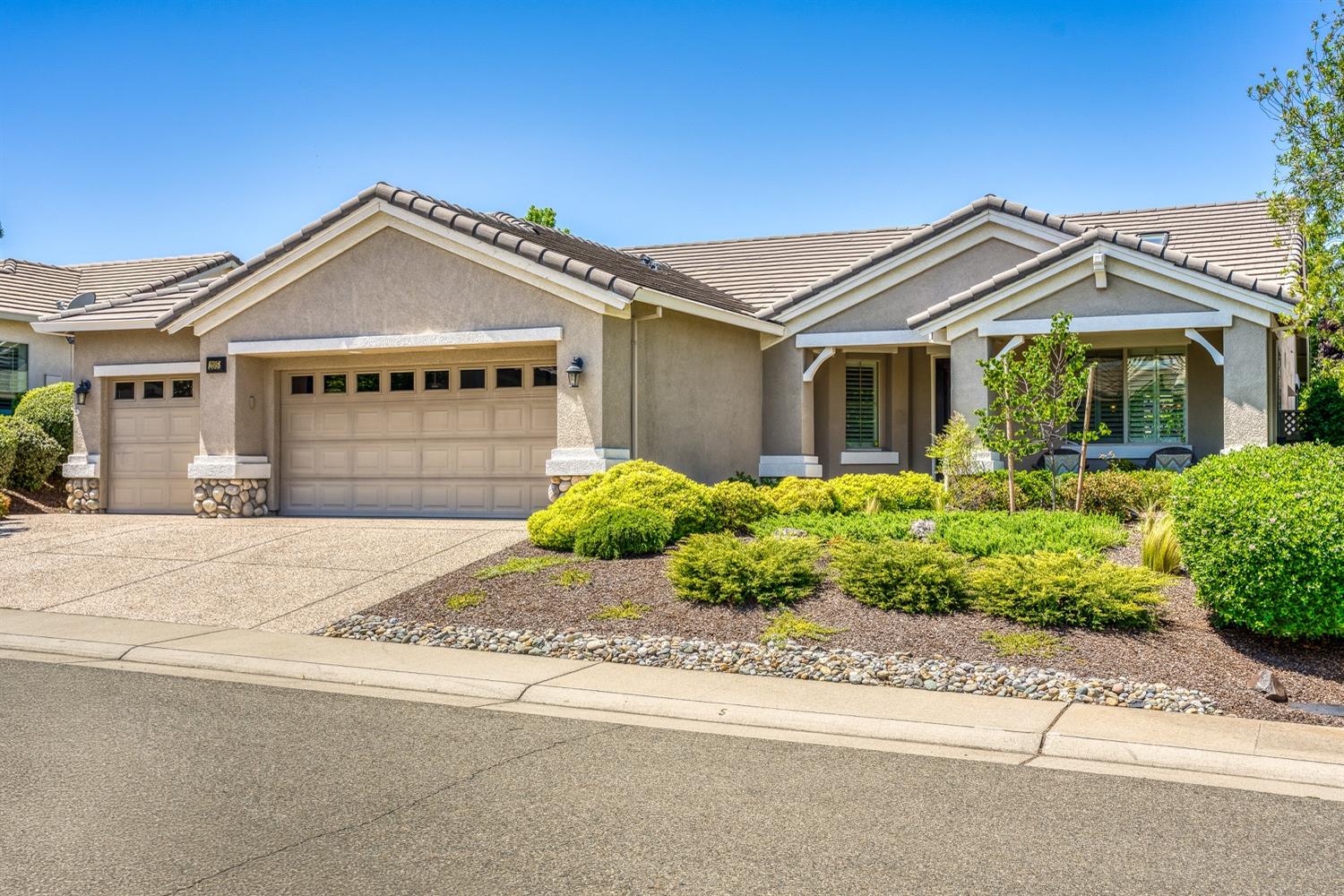 2051 Coldwater Lane