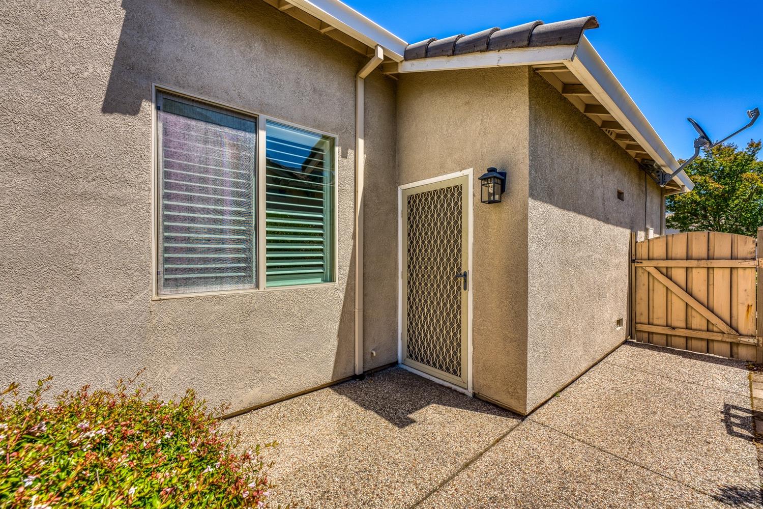2051 Coldwater Lane