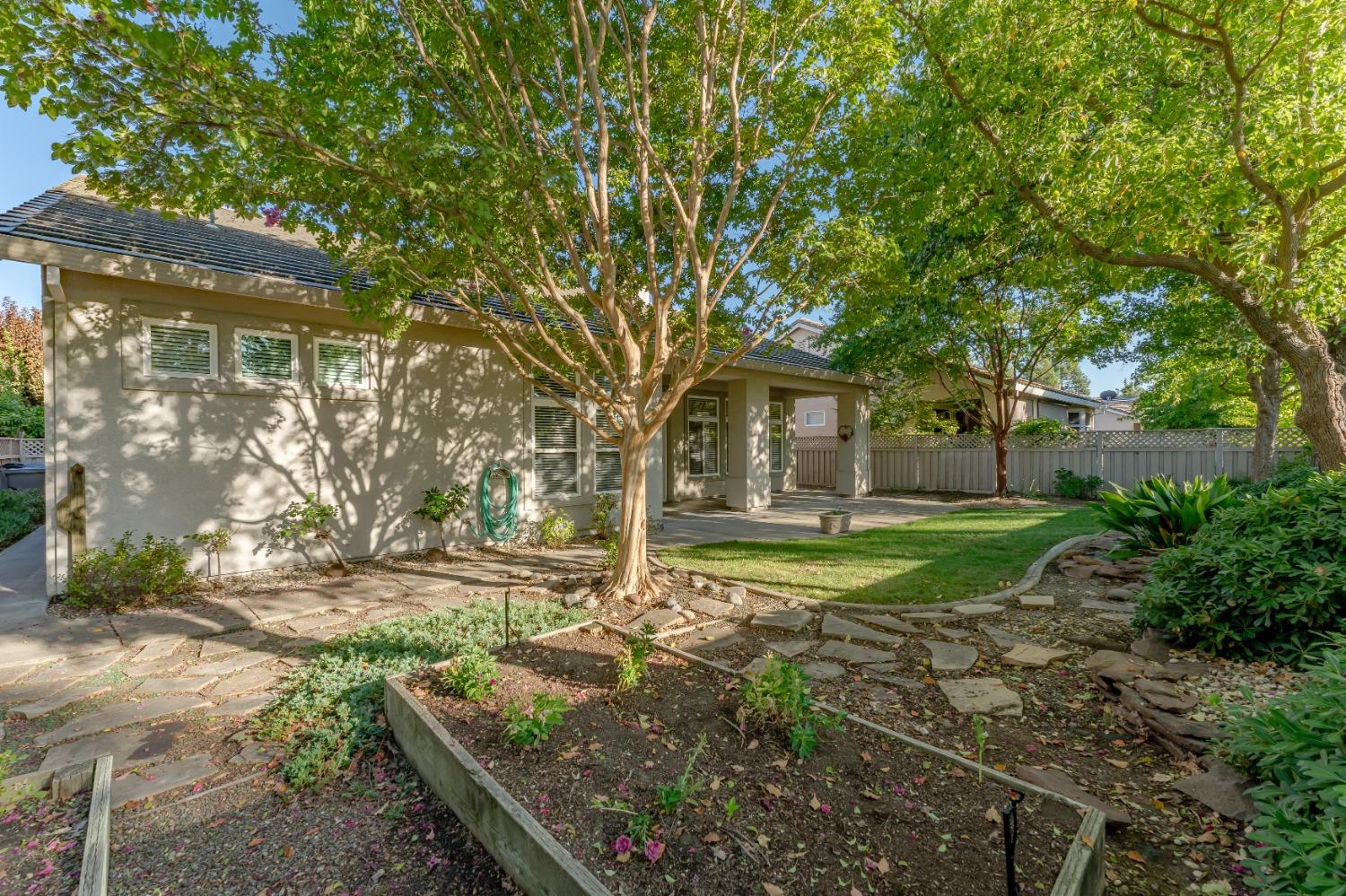 6108 Strawberry Station Loop