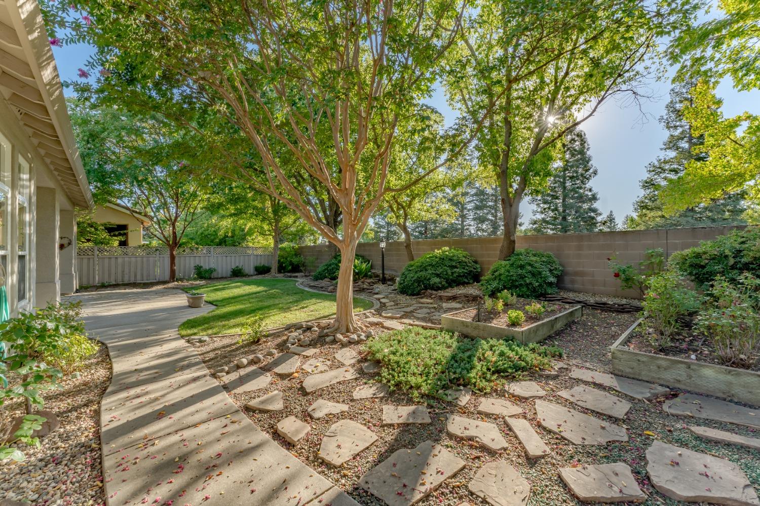 6108 Strawberry Station Loop