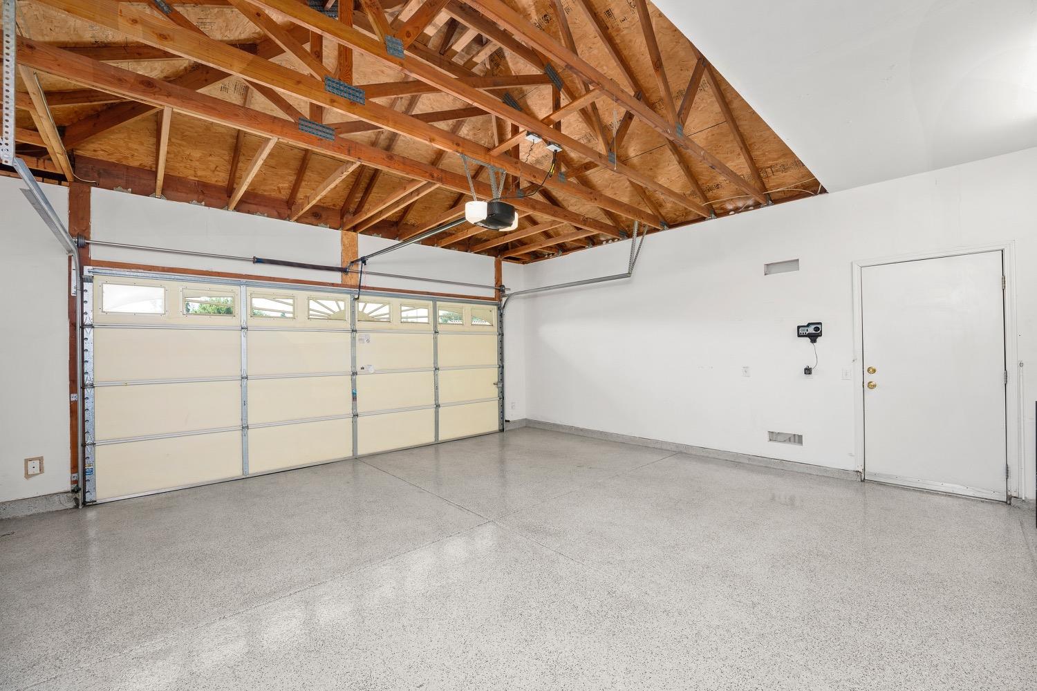 7453 Apple Hollow Loop