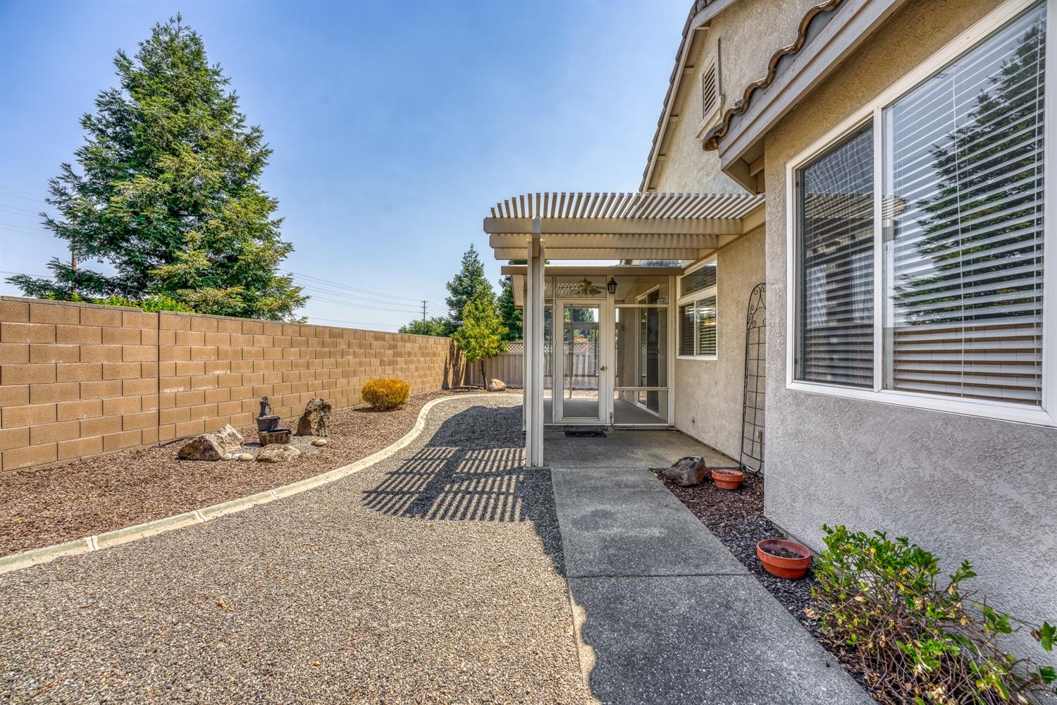 7453 Apple Hollow Loop