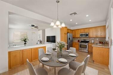 7453 Apple Hollow Loop