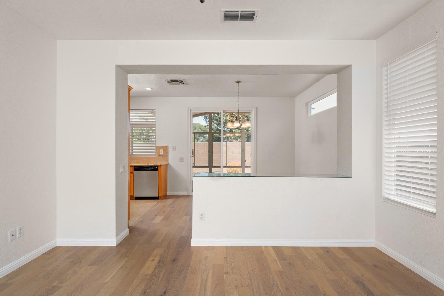 7453 Apple Hollow Loop
