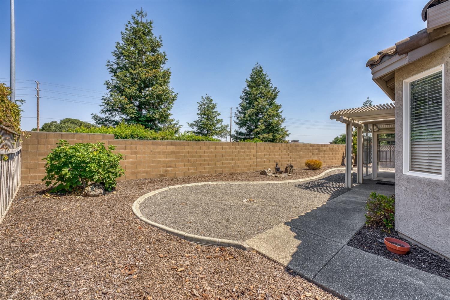7453 Apple Hollow Loop