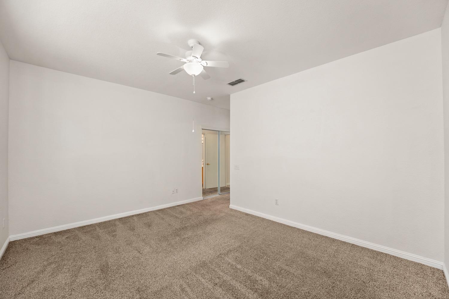 7453 Apple Hollow Loop