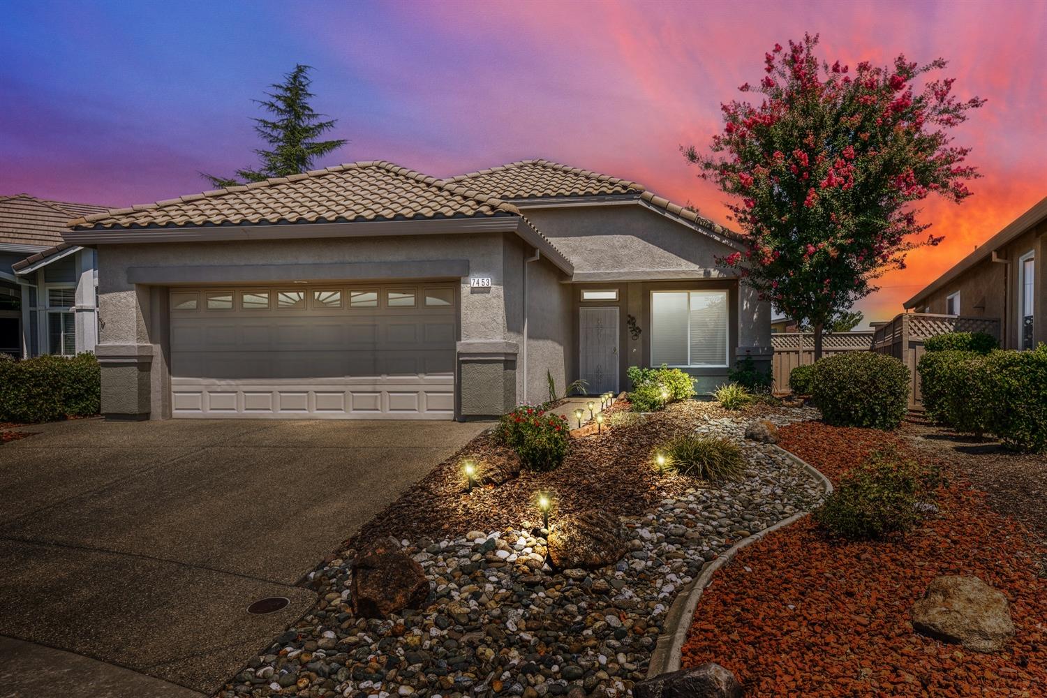 7453 Apple Hollow Loop